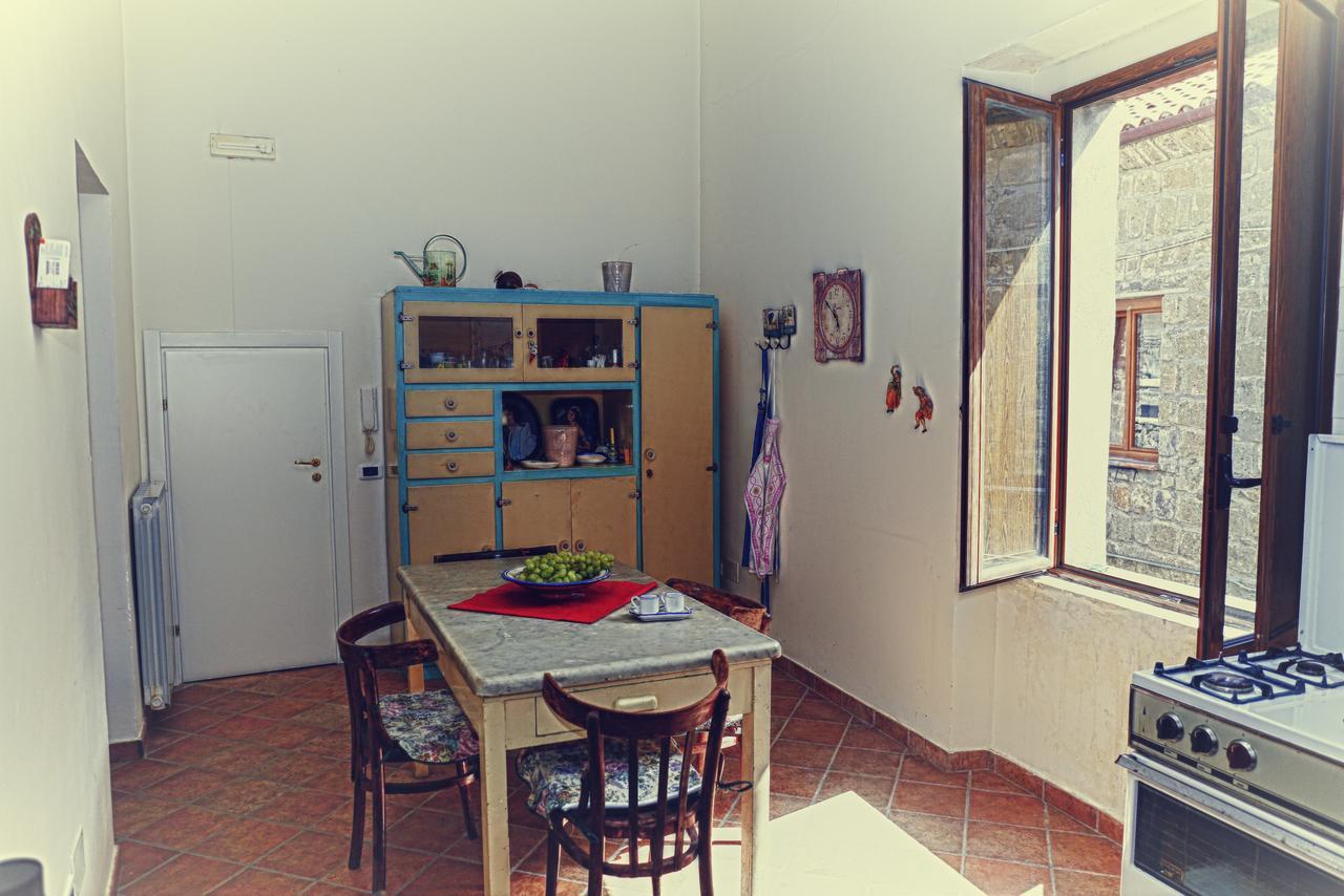 La Pietra D'Argento Bed & Breakfast Caserta Vecchia Exterior photo
